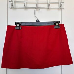 Red low rise mini skort